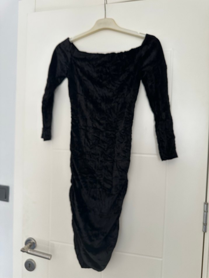 Siyah Uzun Kollu Gotik Abiye Elbise - Görsel 3