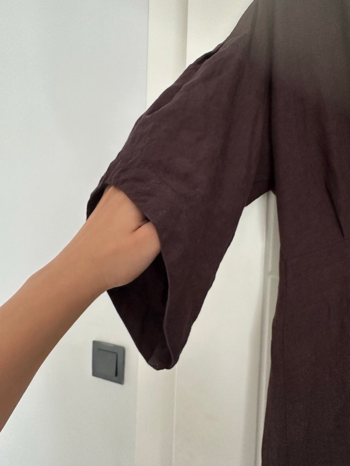 V Yaka Kahverengi Midi Hemşirelik Sabahlığı - Görsel 3