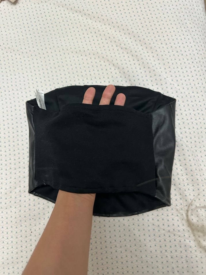 Siyah Deri Straplez Büstiyer - Görsel 3