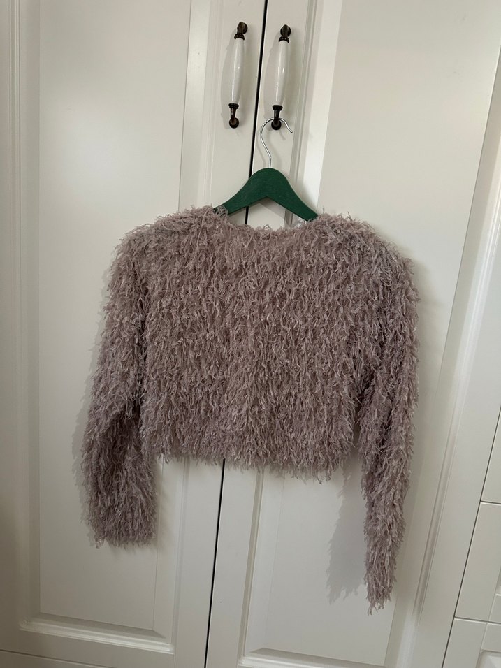 Tüylü Detaylı Bej Kadın Kazak - Görsel 2