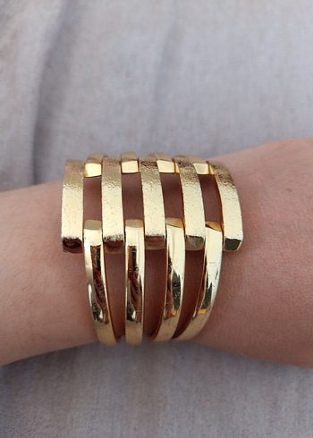 Accessorize Altın Renkli Tokalı Minimalist Bilezik