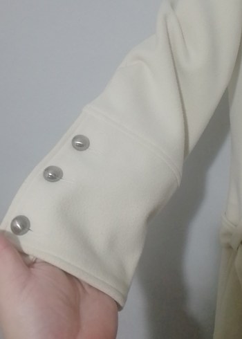 Düğmeli krem kaşe Kadın Kaban - Görsel 3