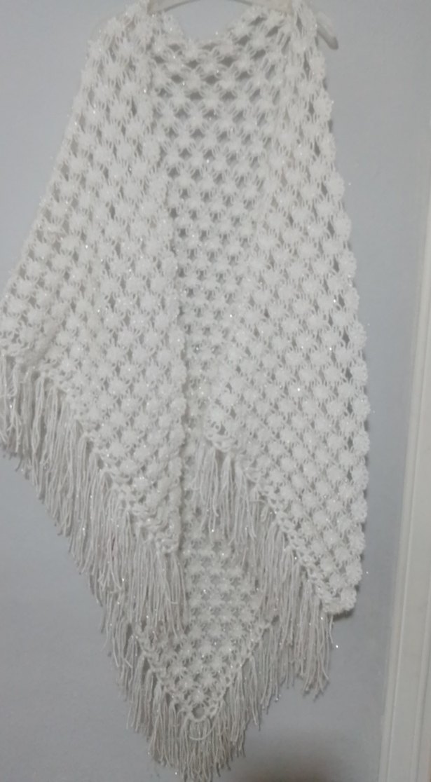 Beyaz Örgü Kadın Panço - Görsel 2