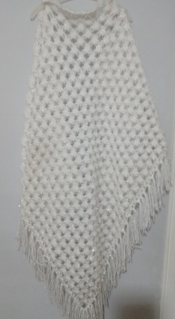 Beyaz Örgü Kadın Panço - Görsel 4