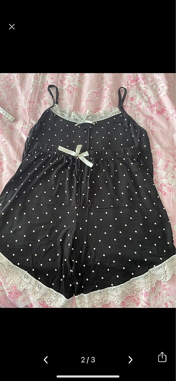 Diğer Puantiyeli pijama takımı