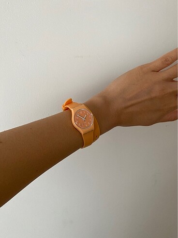 Swatch Swatch Somon Renkli Kadın Kol Saati