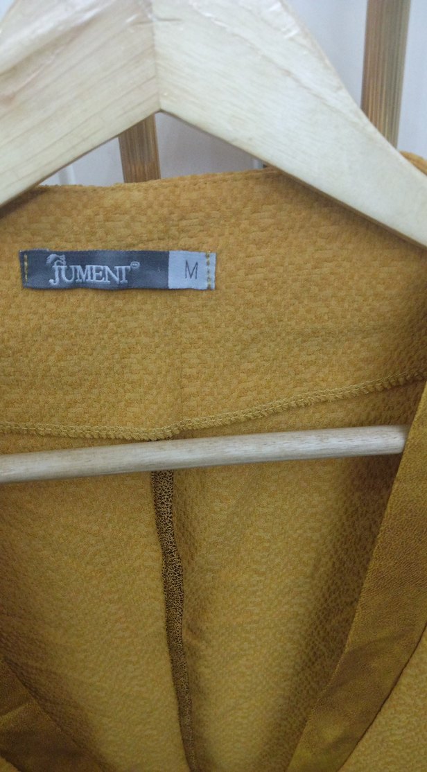 Düğmeli Sarı Midi Ceketi - Görsel 4