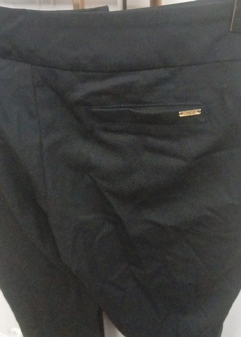 Düğmeli Siyah Keten Kadın Pantolon - Görsel 5