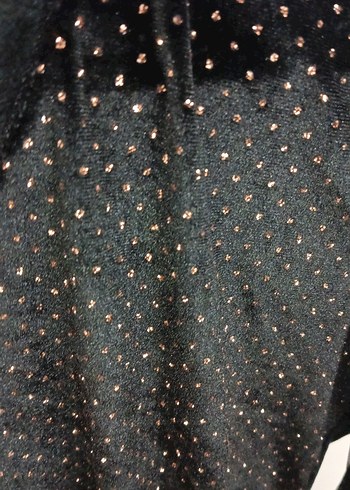 Siyah Parlak Uzun Kollu V Yaka Bluz kadife - Görsel 4