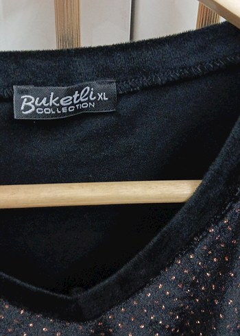 Siyah Parlak Uzun Kollu V Yaka Bluz kadife - Görsel 5