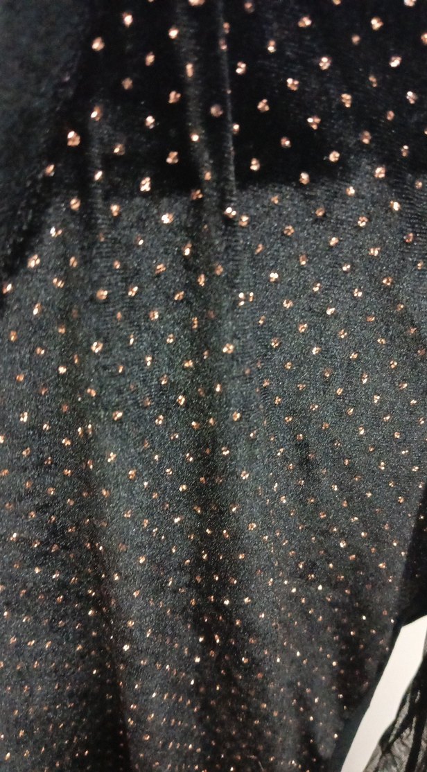 Siyah Parlak Uzun Kollu V Yaka Bluz kadife - Görsel 4