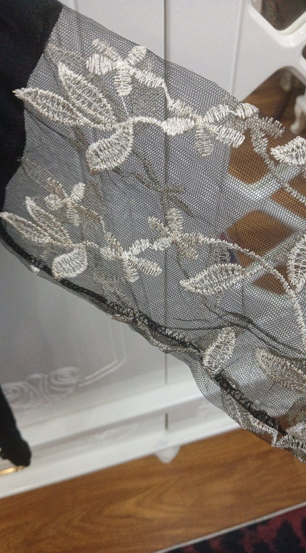 Siyah V Yaka Triko Bluz - Görsel 2