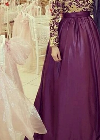 Bordo İşlemeli Uzun Kollu Abiye Elbise