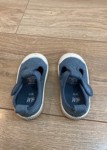 19 Beden mavi Renk H&M Erkek Çocuk Sandalet