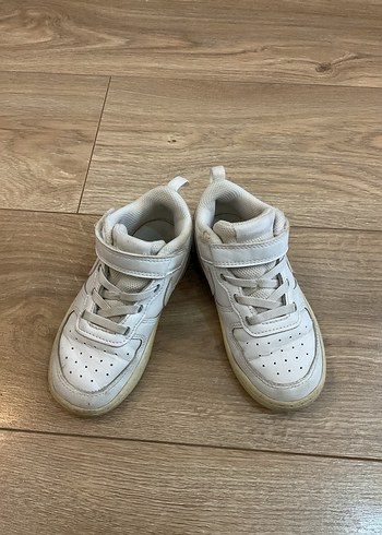 Nike Erkek Çocuk Beyaz Spor Ayakkabı