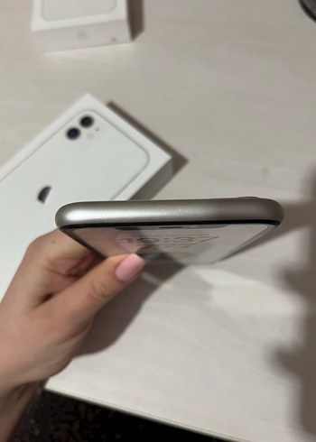 İPHONE 11 64gb beyaz - Görsel 6