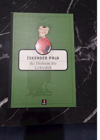 İskender Pala - İki Dirhem Bir Çekirdek (Normal Boy)