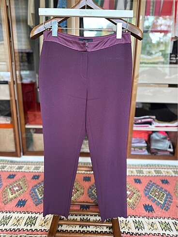 Roman Marka Saten Şerit Detaylı Pantolon