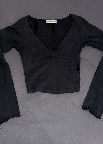 LTB Siyah V Yaka Crop Bluz Minimal Ve Sik