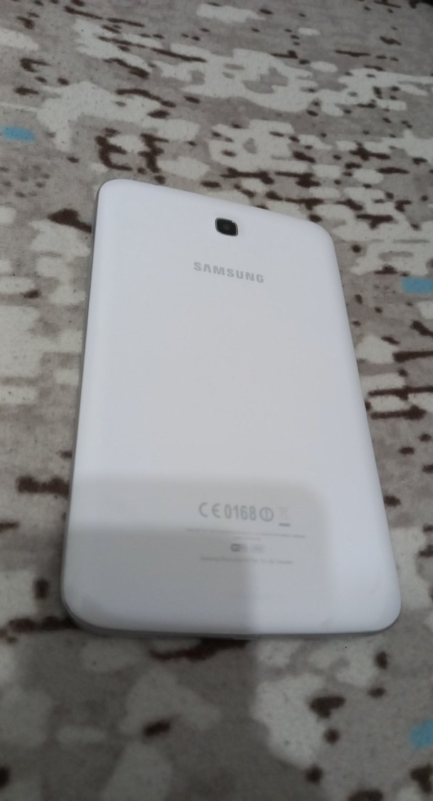 Beyaz Samsung Tablet - Görsel 2