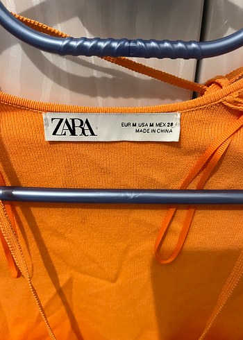 Turuncu Deri V Yaka Crop Top - Görsel 4