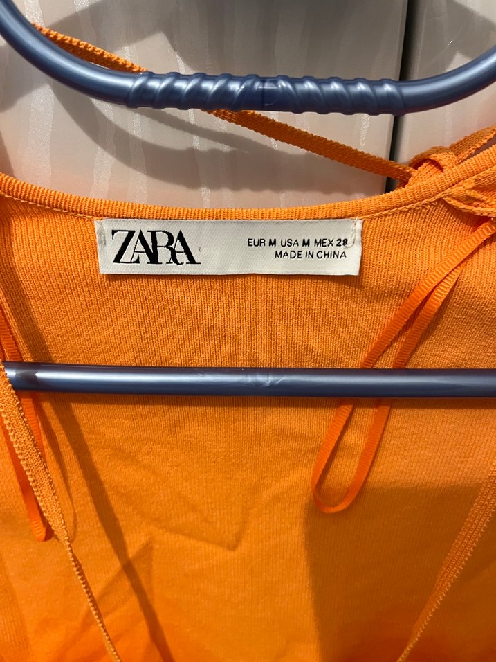 Turuncu Deri V Yaka Crop Top - Görsel 4