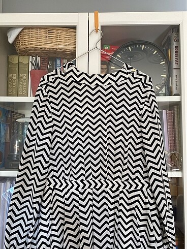 Herry Herry Siyah Beyaz Zigzag Desenli Elbise-40 Beden