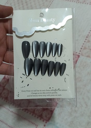 Siyah parlak Takma Tırnak Seti MinaBeauty - Görsel 3