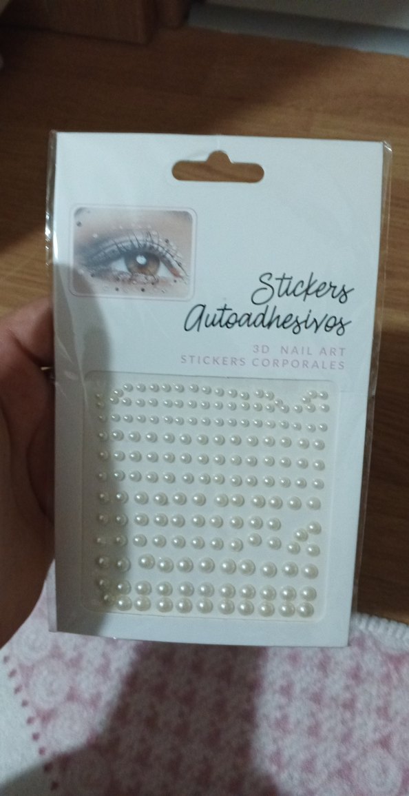 Beyaz Parlak 3D Tırnak Süsü Stickerları ve saç için yapışkanlı - Görsel 2