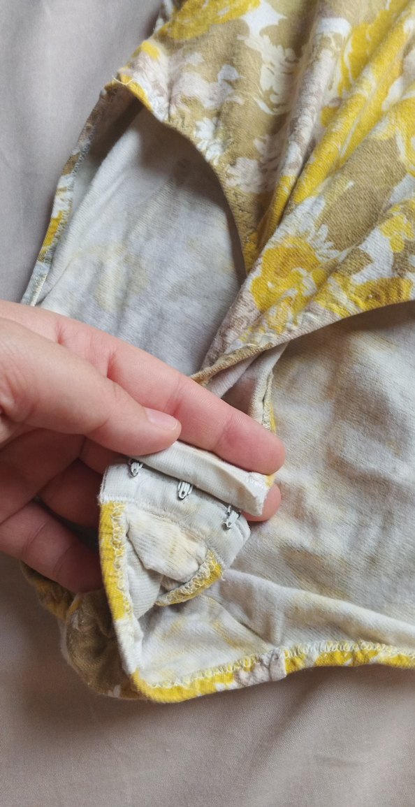 Sarı Batik Desenli Kolsuz mayo - Görsel 3