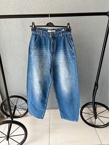Baggy jeans