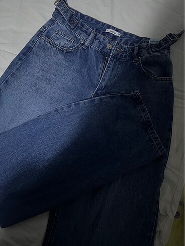 34 Beden mavi Renk BAGGY JEAN MAVI