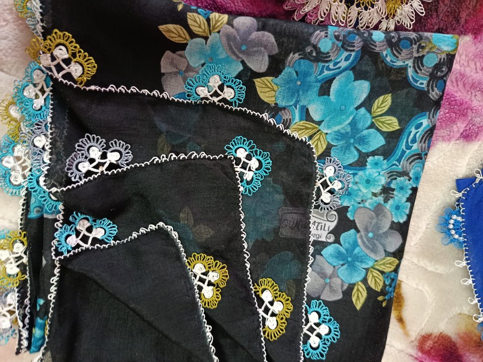 Dantel Detaylı Parlak Kırmızı Bohem Kadın Şal - Görsel 3