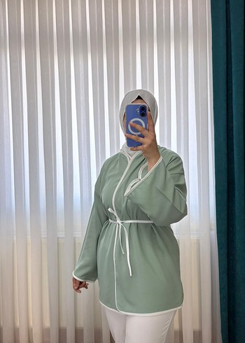Diğer yeşil önden bağlamalı Kimono