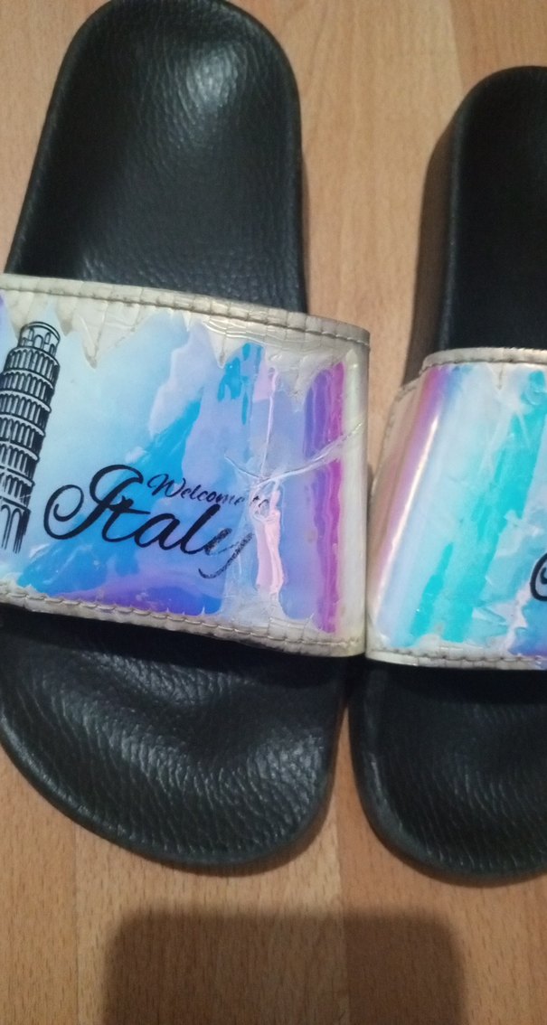 Parlak Baskılı Kız Çocuk Terliği - Görsel 2