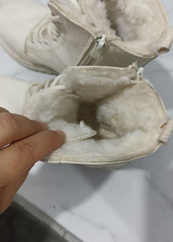 Beyaz Kürklü Deri Kadın Bot - Görsel 4