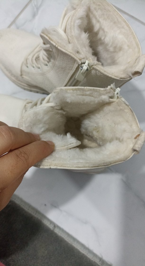 Beyaz Kürklü Deri Kadın Bot - Görsel 4