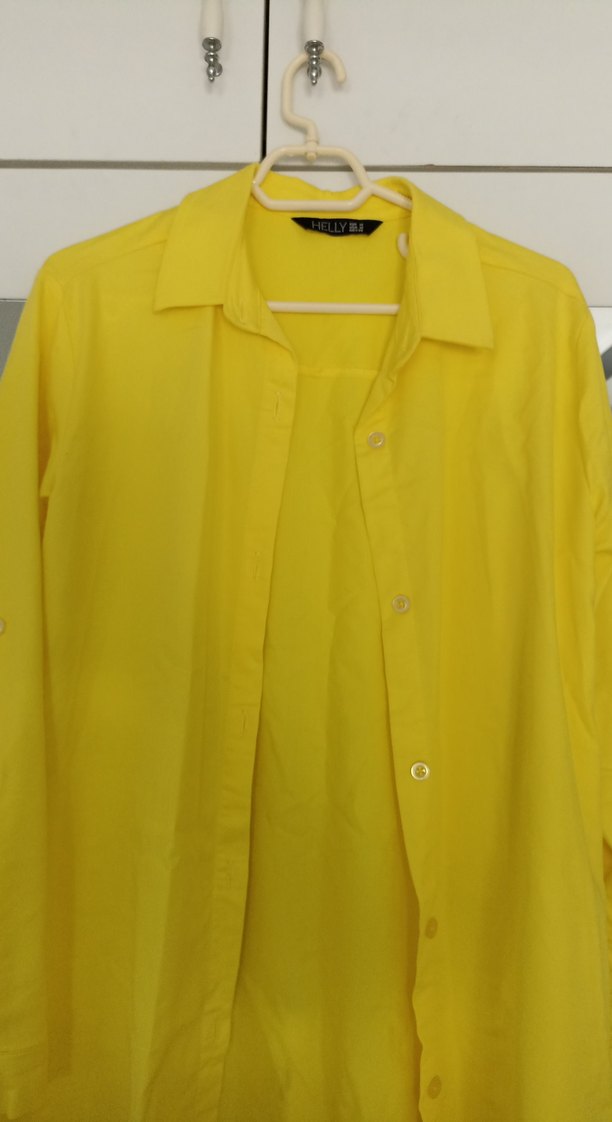 Sarı Düğmeli Uzun Kollu Keten Gömlek - Görsel 2