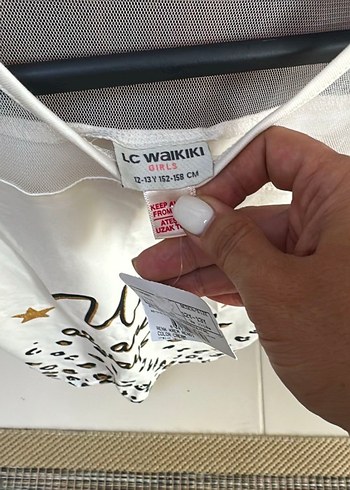 Kız Çocuk V Yaka Payetli Beyaz Atlet - Görsel 2