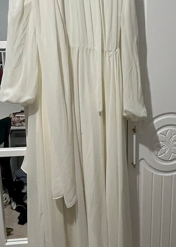 Beyaz Uzun şifon Pilili Elbise - Görsel 2