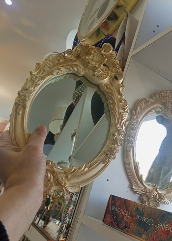 Bej Parlak Çerçeveli Dekoratif Ayna 2li bir büyük bir orta boy - Görsel 2