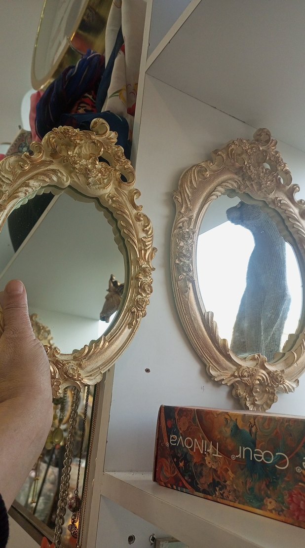 Bej Parlak Çerçeveli Dekoratif Ayna 2li bir büyük bir orta boy - Görsel 4