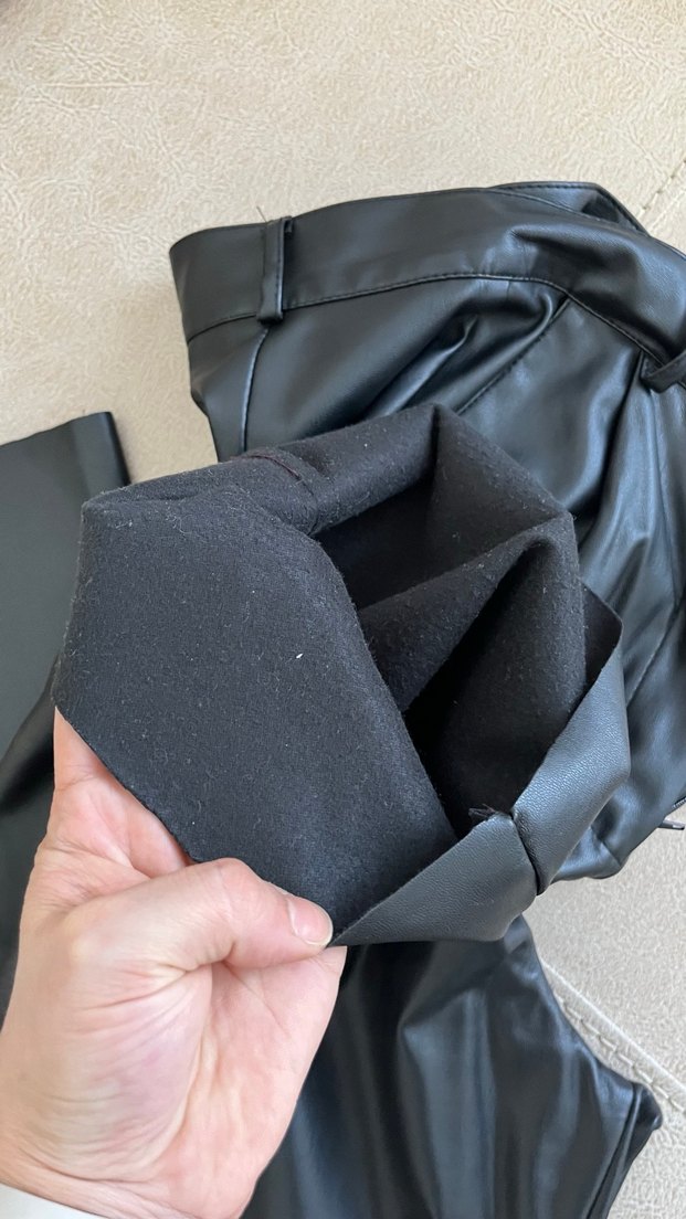 Siyah Deri Kadın Pantolon - Görsel 3