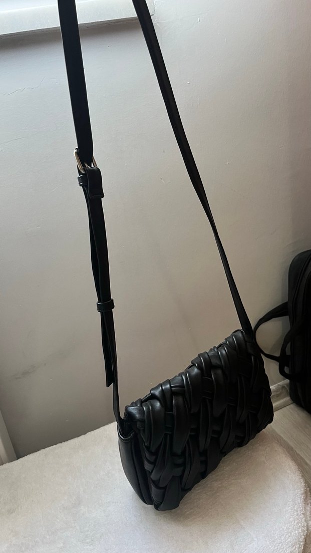 Siyah Deri Örgülü Kadın Çanta - Görsel 2