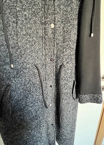 Gri Uzun Yünlü kapşonlu Kadın Kaban - Görsel 2