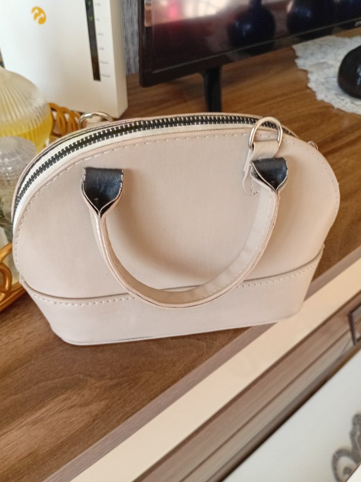Beyaz Deri Kadın Çanta - Görsel 2