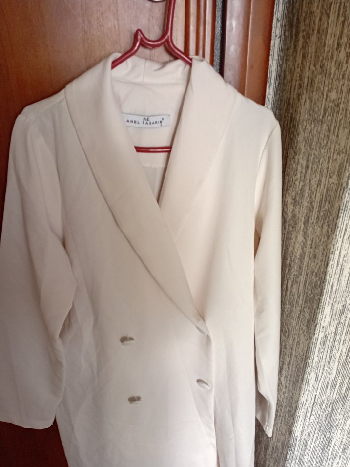 Düğmeli Beyaz Uzun Kadın Blazer Ceket - Görsel 2