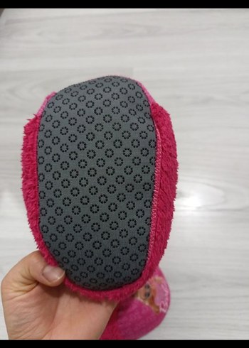 Kız Çocuk Pembe Barbie Desenli Ev Terliği - Görsel 4