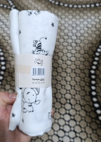 Beyaz Desenli Çocuk Battaniyesi çok amaçlı - Görsel 3
