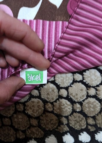 Pembe Çiçek Desenli Fırfırlı Kadın Fular - Görsel 3